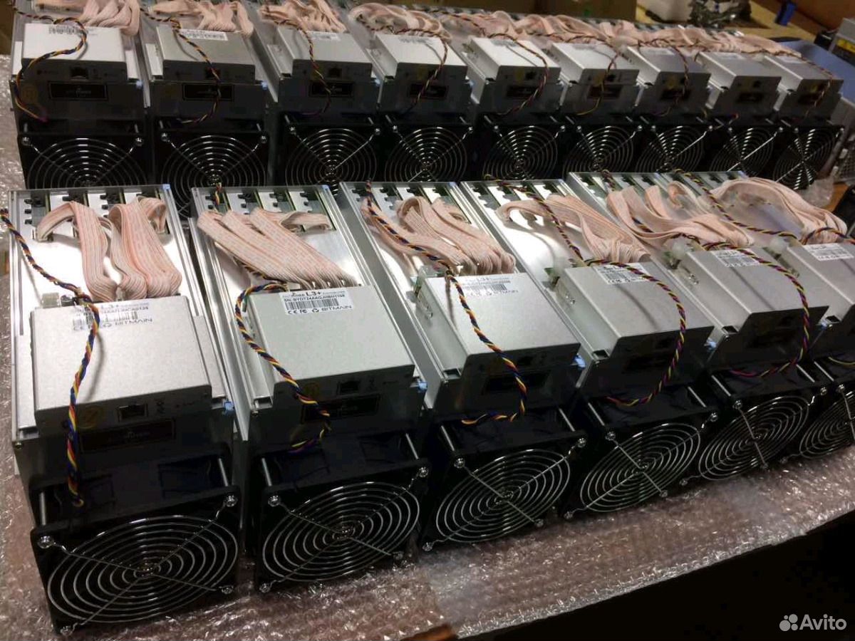 Окупаемость асиков. Майнинг асик s9 ферма. ASIC s9 ферма для майнинга. Antminer t17 ферма. Авалон аппарат майнинг.