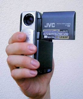 Продаю видеокамеру JVC GR-DVP-3 mini-DV