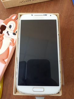 Продам SAMSUNG Galaxy S4 i9500