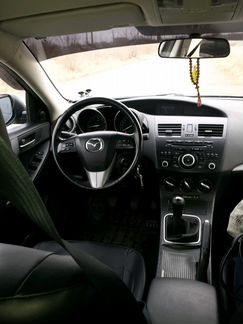 Mazda 3 1.6 МТ, 2012, седан