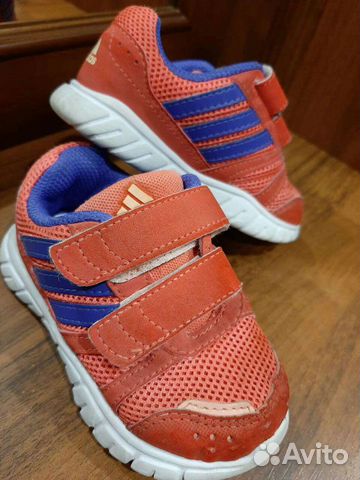 Кроссовки Adidas