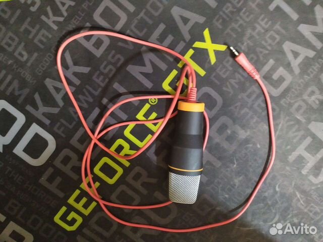 Стойка под микрофон, поп фильтр и микрофон