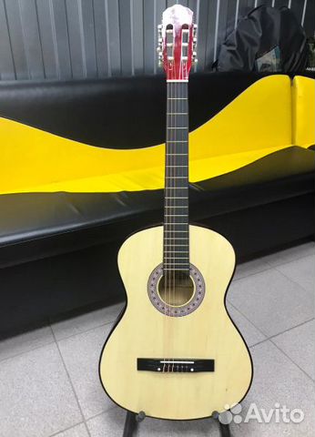 Гитара классическая