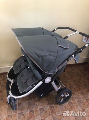 Коляска для двойни bumbleride twin