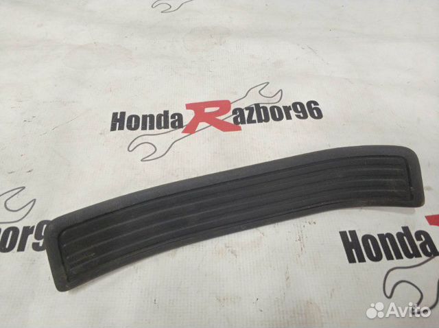 Накладка на порог задняя левая Honda Accord 8 CU2
