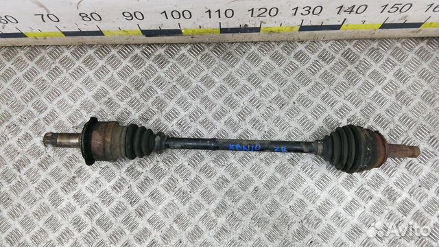 Привод задний правый на Mercedes Benz Vito W639