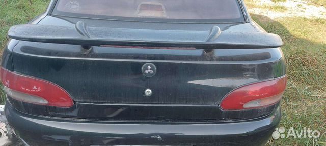 Крышка багажника на Mitsubishi Mirage 4