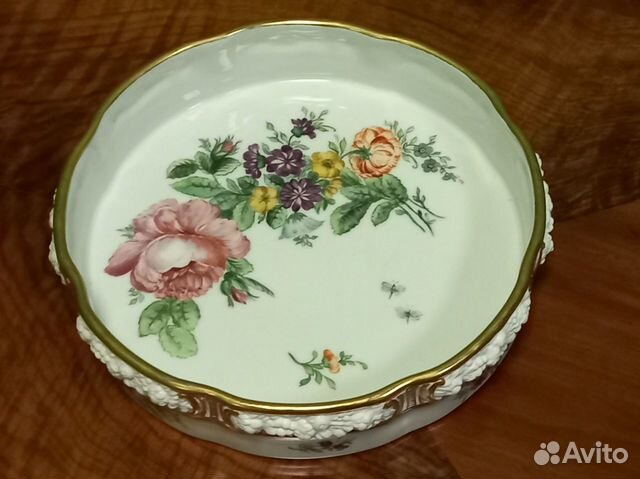 Винтажное фарфоровое блюдо. 1940-е годы