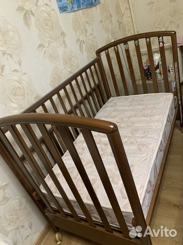 Детская кроватка