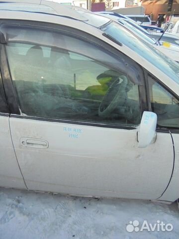 Дверь передняя правая Toyota Corolla Spacio AE111