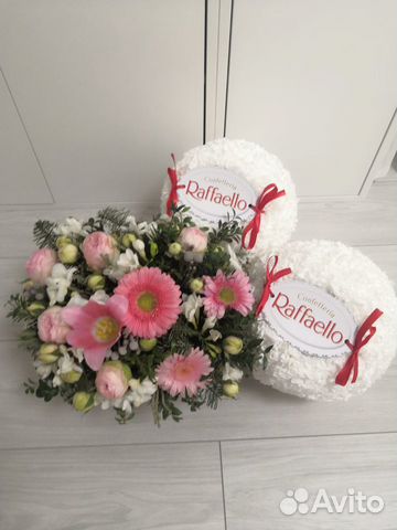 Подарок на день рождения девушке