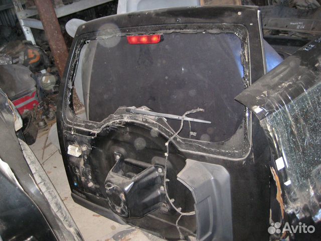Крышка багажника Mitsubishi Pajero 4