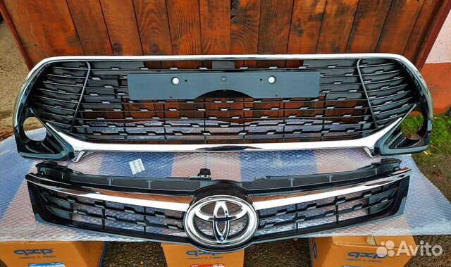 Решетки решетка Toyota Camry V55 эксклюзив