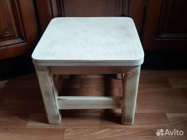 Табурет-подставка 