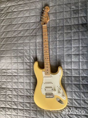 Fender player Stratocaster HSS