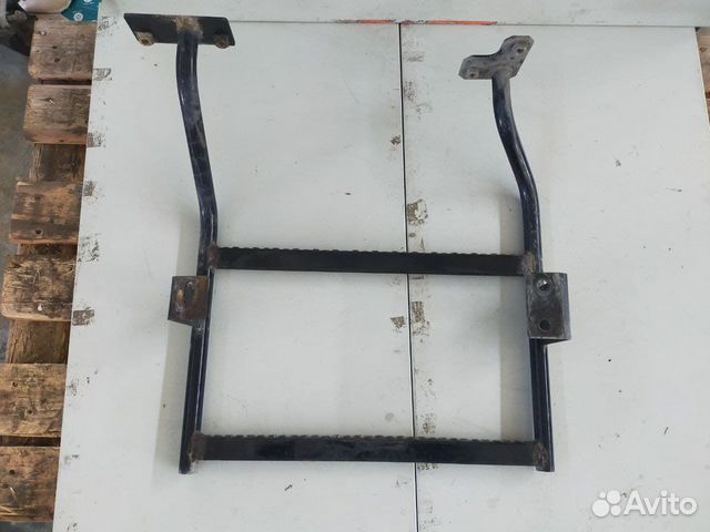 Подножка (на глушителе) / XF105 (DAF)