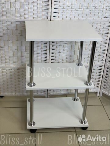 Этажерка на колесиках. Тележка косметологическая