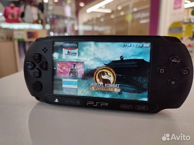 PSP 64gb+75 игр