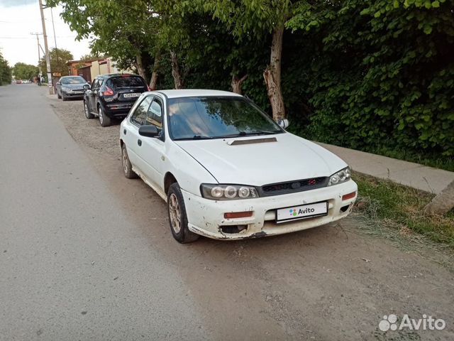 Subaru Impreza 1.6 МТ, 1998, битый, 305 000 км