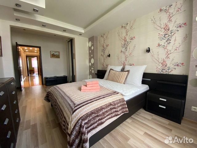 

3-к. квартира, 100 м², 5/5 эт.