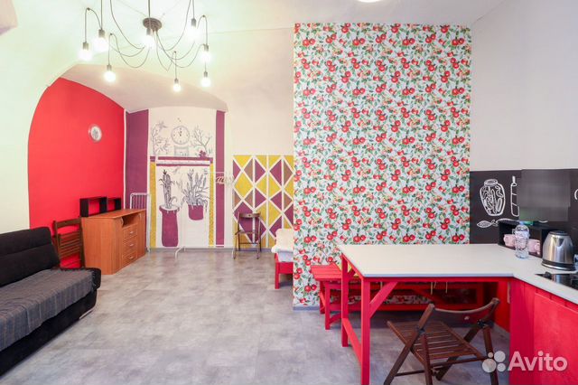 

1-к. квартира, 40 м², 1/4 эт.
