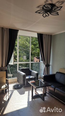 

1-к. квартира, 42 м², 3/5 эт.