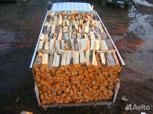 Дрова берёзовые колотые - честная укладка