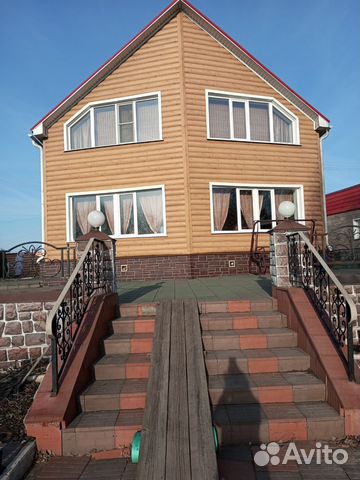 

5-к. коттедж, 200 м²