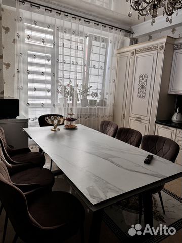 

2-к. квартира, 76 м², 3/12 эт.