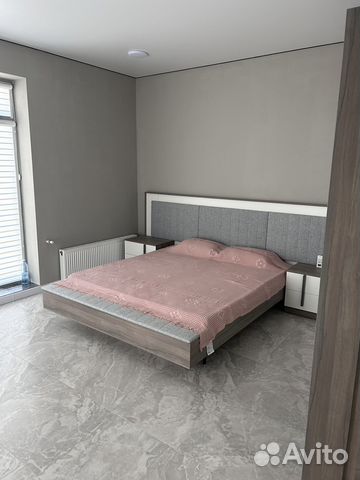 

3-к. квартира, 120 м², 2/2 эт.