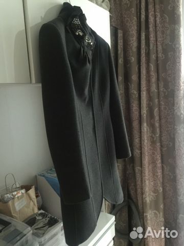 Стильное женское полупальто