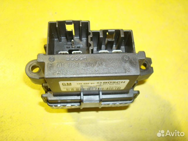 Резистор Печки 13503201 Opel Insignia 2008-2012 г Резистор Печки 13503201 Opel Insignia 2008-2012 г
