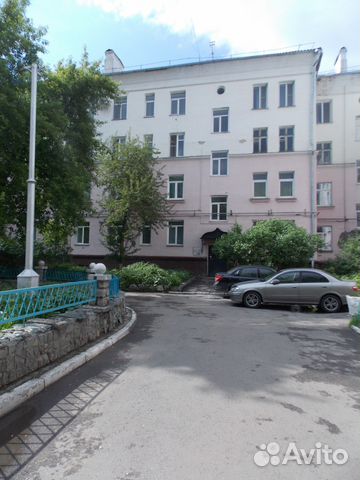 3-к квартира, 84 м², 1/4 эт.