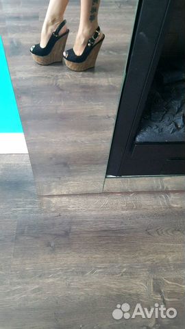 Босоножки на танкетке Босоножки на танкетке