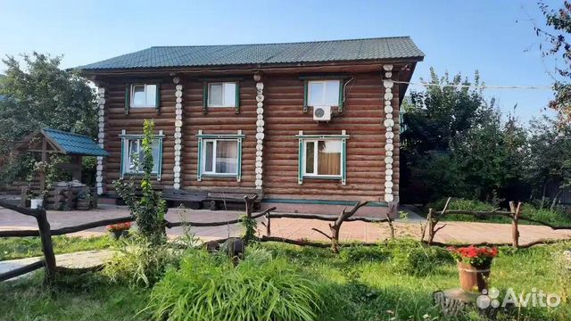 

Коттедж 240 м² на участке 8 сот.