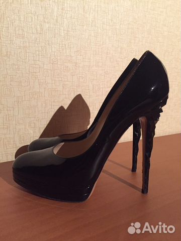 Туфли Casadei чёрные лакированная кожа, хорошее со Туфли Casadei чёрные лакированная кожа, хорошее со