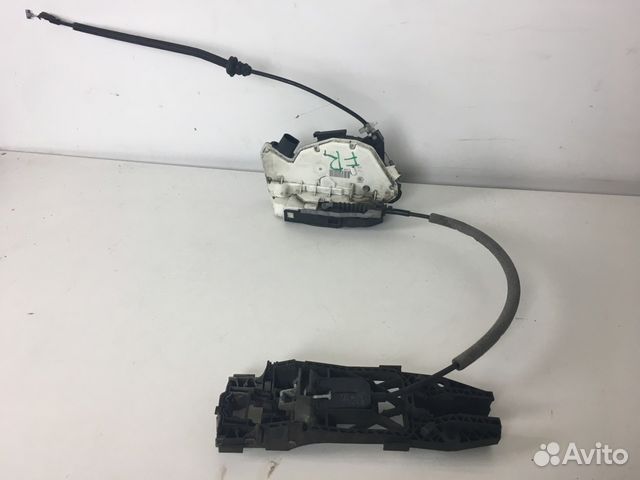 Skoda VW Замок двери передней правой 5N1837016C Skoda VW Замок двери передней правой 5N1837016C