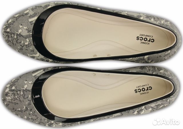 Новые балетки Crocs Lina Shiny Flat, W35 Новые балетки Crocs Lina Shiny Flat, W35