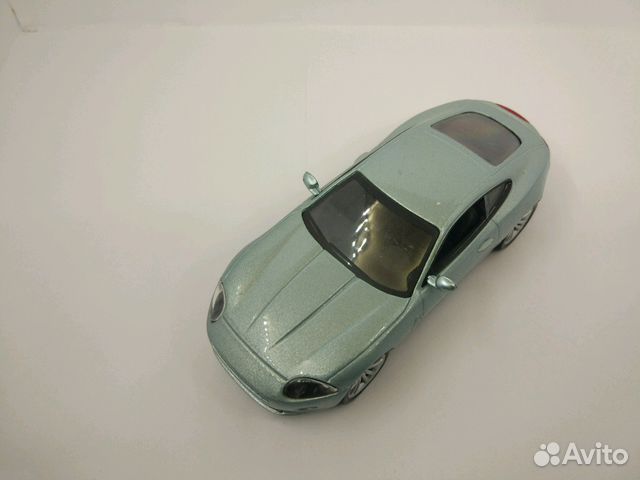 Модель автомобиля Jaguar XK Coupe + журнал