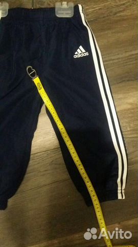 Новый спортивный костюм Adidas Новый спортивный костюм Adidas