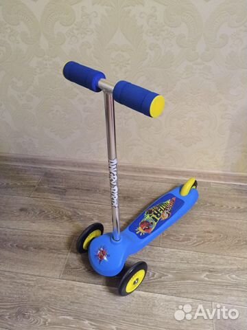 Самокат Angry Birds