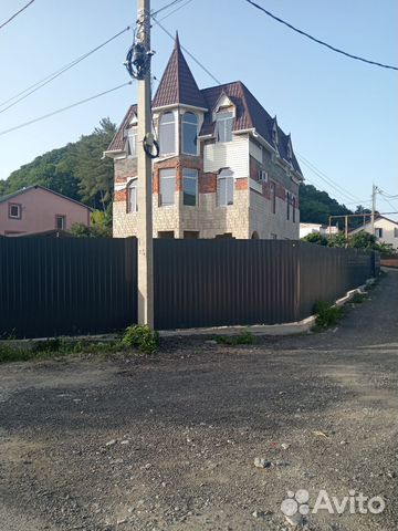 

2-к. дом, 250 м²