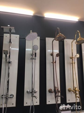 Смеситель с душевой стойкой Германия 21001 Смеситель с душевой стойкой Германия 21001