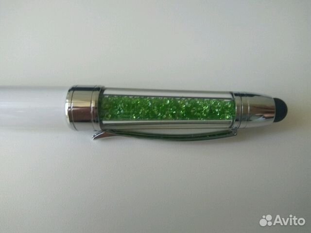 Ручка с кристаллами новая Ручка с кристаллами новая