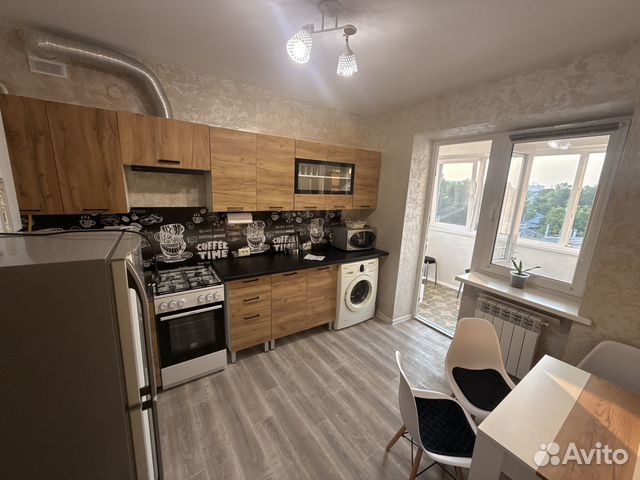 

1-к. квартира, 43 м², 3/3 эт.