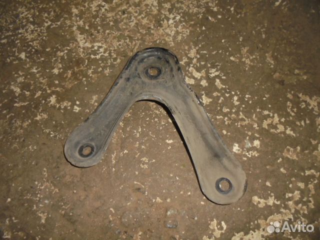 Toyota RAV 4 13-18 г.в. кронштейн подрамника