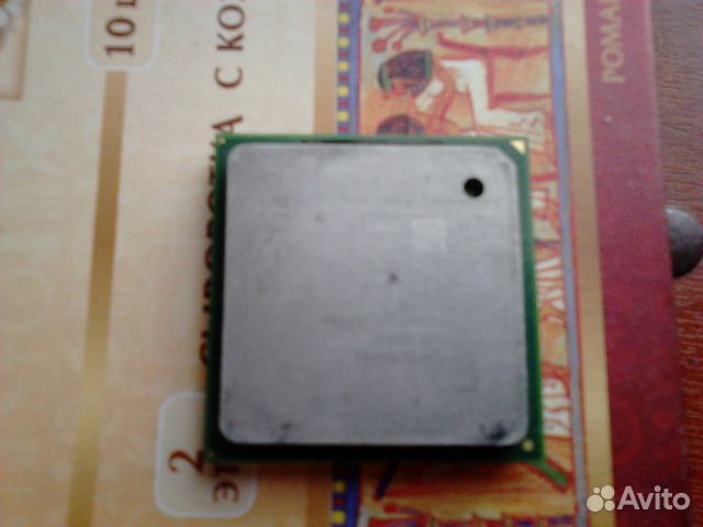 Процессор Intel Celeron, тактовая частота 2,50 Г