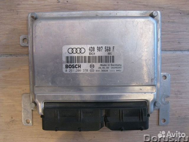 Блок управления двигателем (Audi A8)