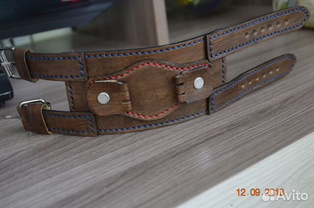 Напульсник из натуральной кожи