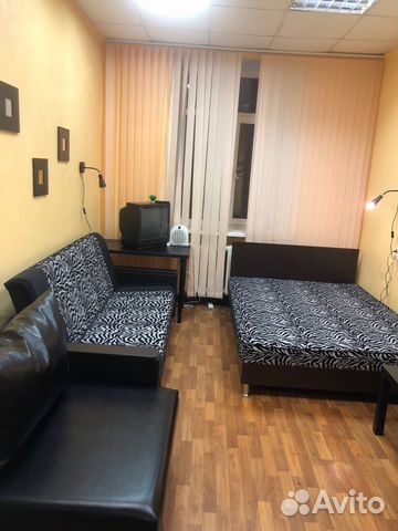 2-к квартира, 62 м², 1/4 эт.